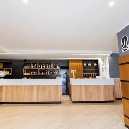 Hotel Paistos 3*