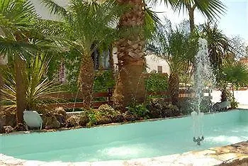 Paistos Hotel
