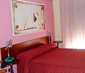 Hotel Paistos 3*
