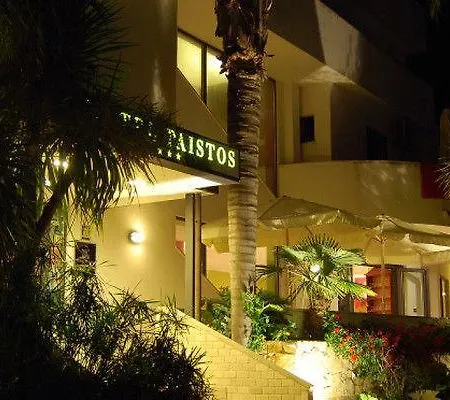 Paistos 3*